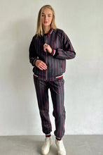 Load image into Gallery viewer, Women's Tracksuit Set in Violet