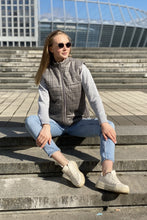 Load image into Gallery viewer, Vest demi-season, unisex, color Gray