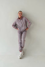 Load image into Gallery viewer, Women's Tracksuit Set in Grey