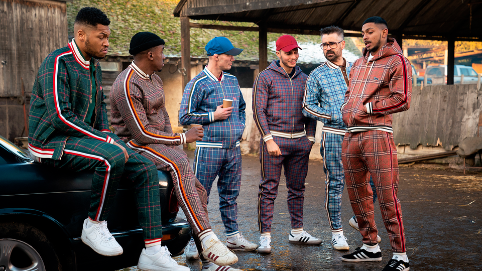The gentlemen tracksuits deals
